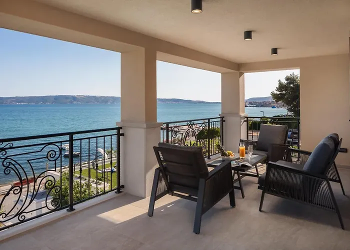 Beachfront Armeria With Pool *